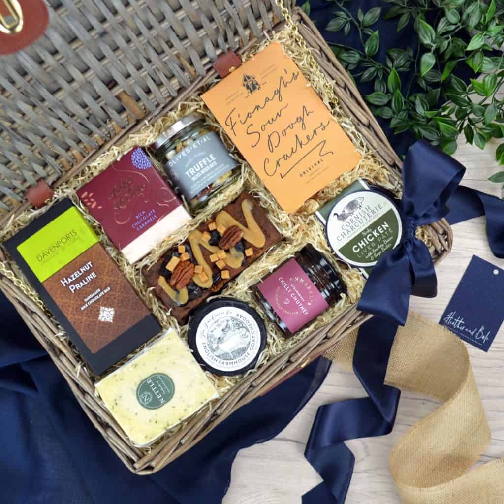 Kielder Luxury Wine and Cheese Hamper - Heather and Bale